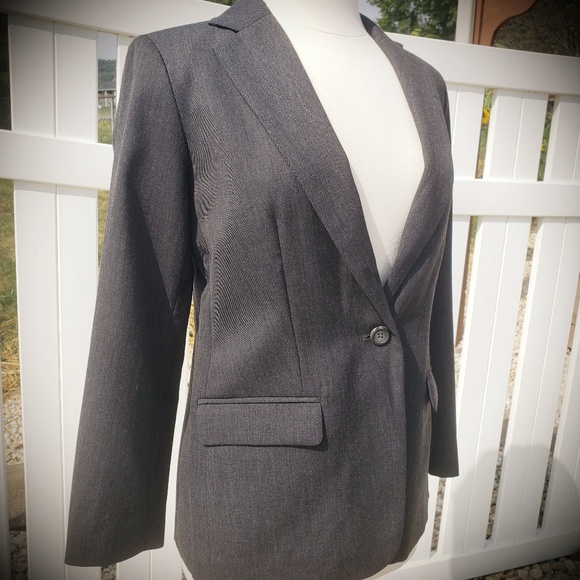 Pendleton Jackets & Blazers - 100% virgin wool Pendleton gray suit Blazer Size 6